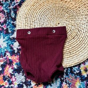 Kate Quinn Ribbed Button Detail Bloomer